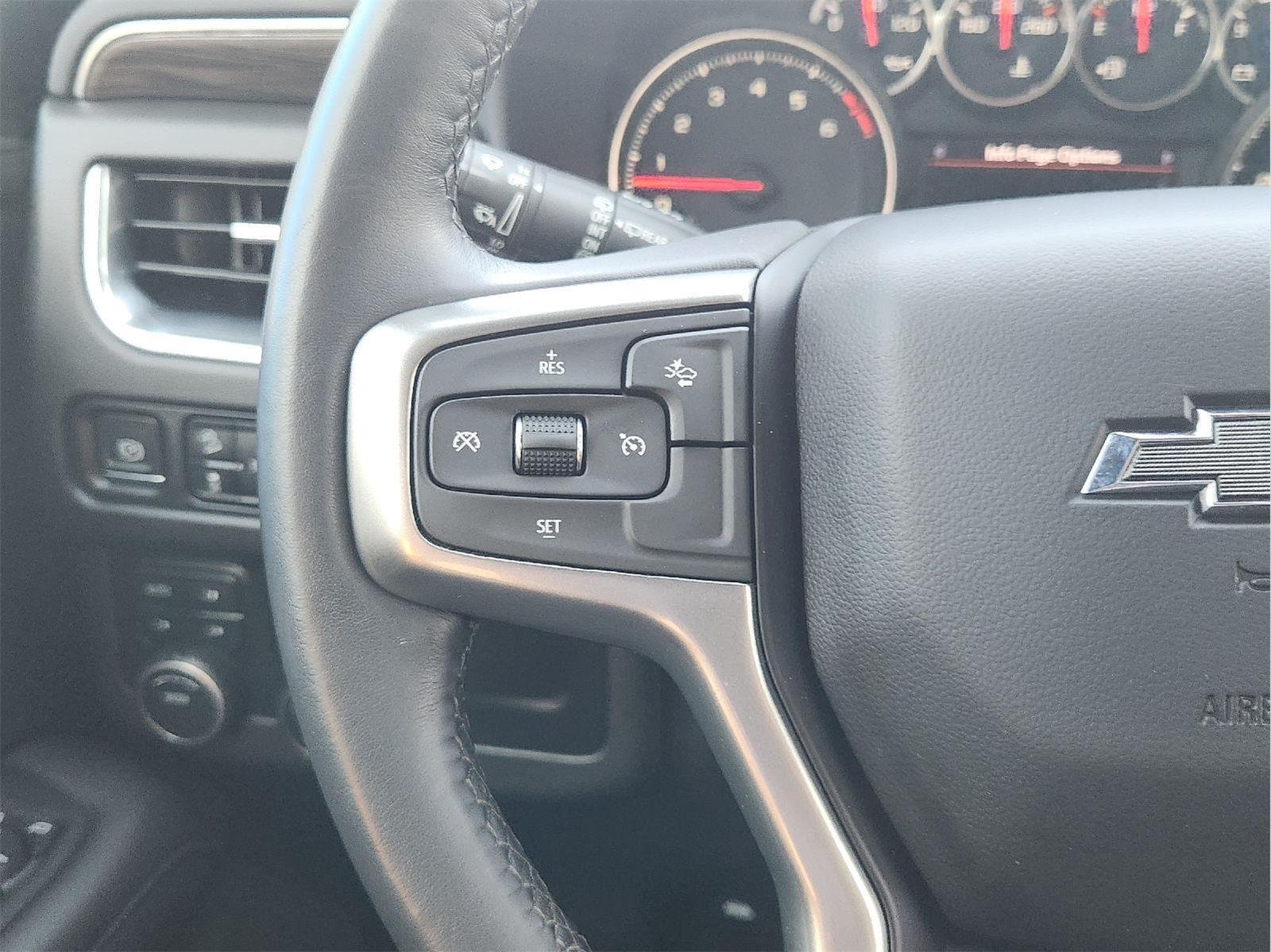 2021 Chevrolet Suburban photo 28 of 34