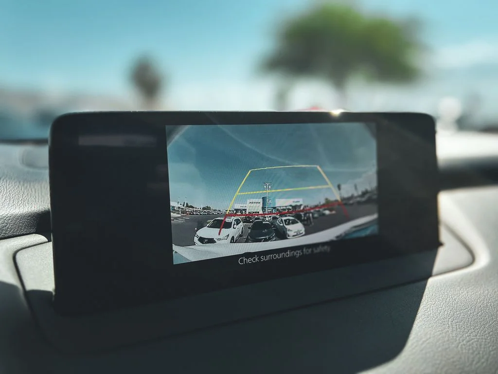 Used 2022 White Mazda Touring image 23