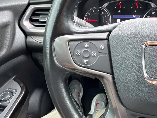 Used 2020 Silver GMC AT4 image 25