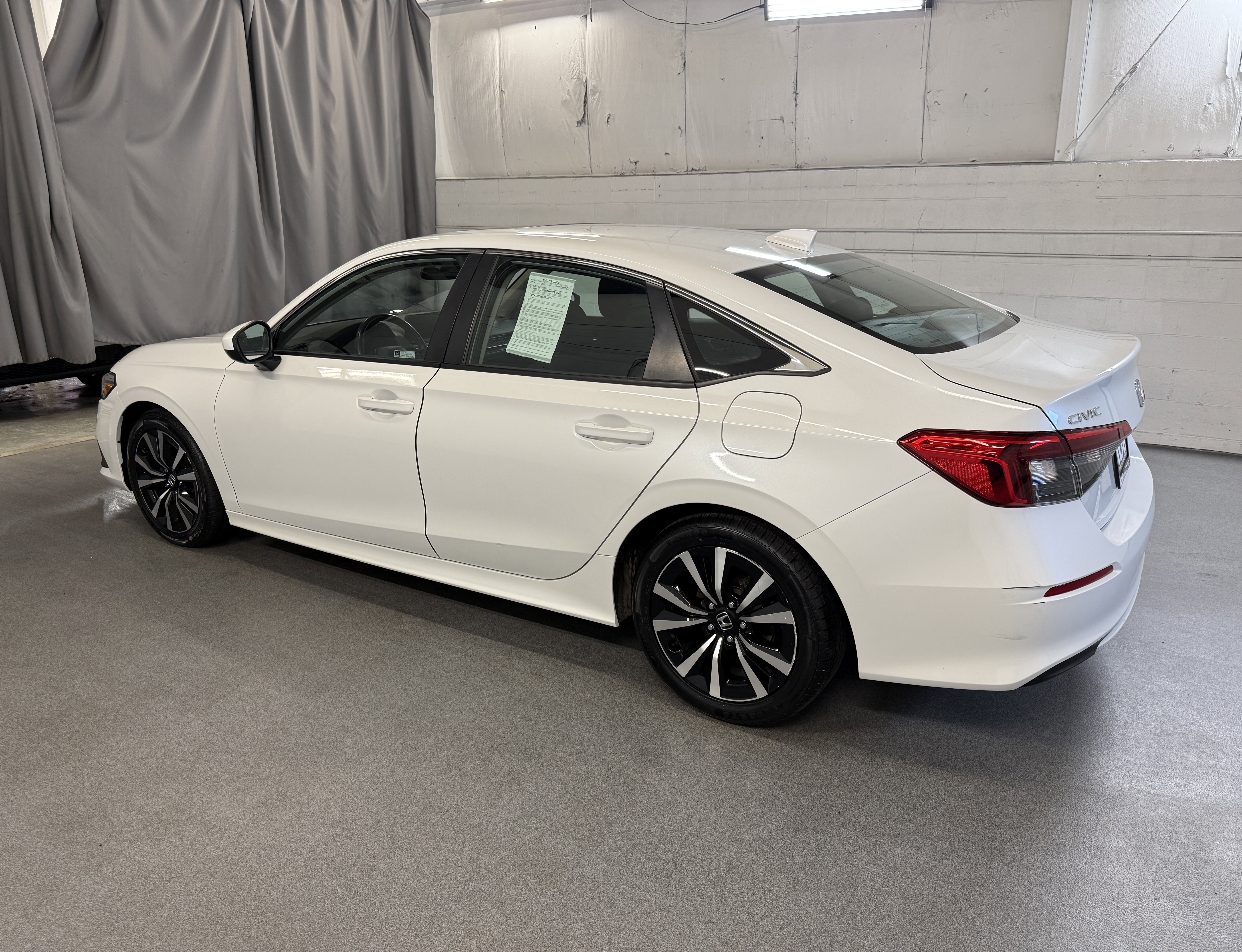Certified Used 2023 Platinum White Pearl Honda EX image 33