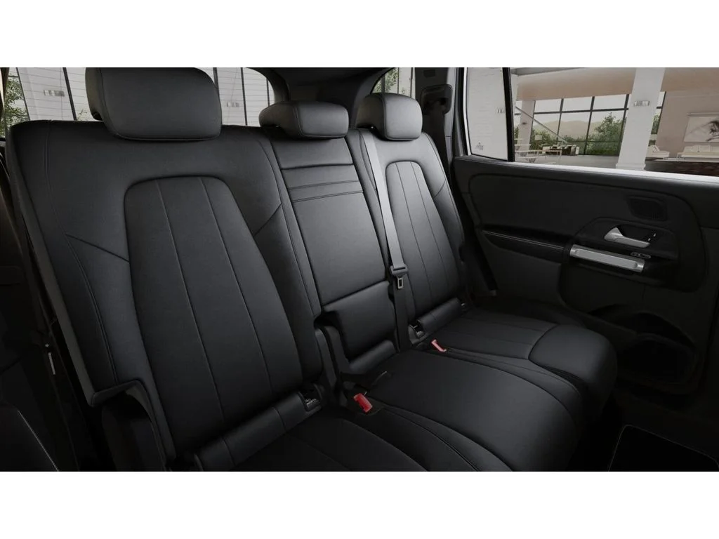 New 2026 Gray Mercedes-Benz GLB 250 image 5
