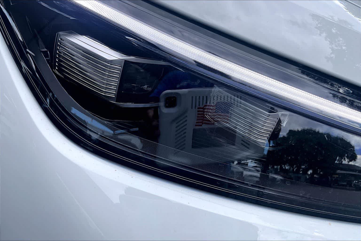 New 2026 Pure White Volkswagen 2.0T SE image 13