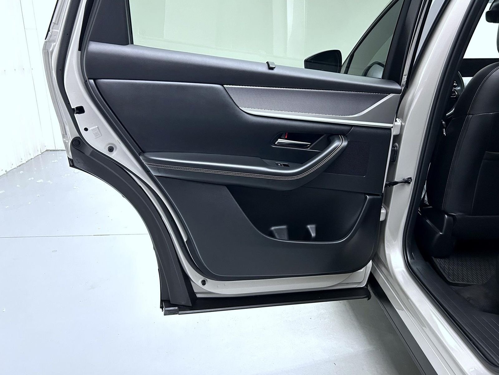 Used 2025 Silver Mazda Premium image 21