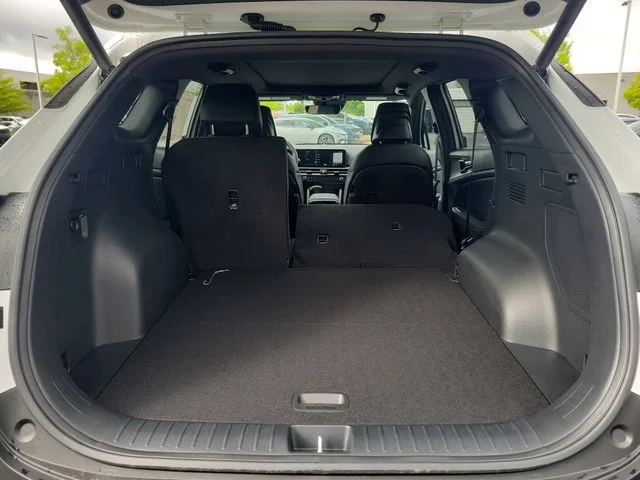 New 2026 Glacial White Pearl Kia X-Line image 9