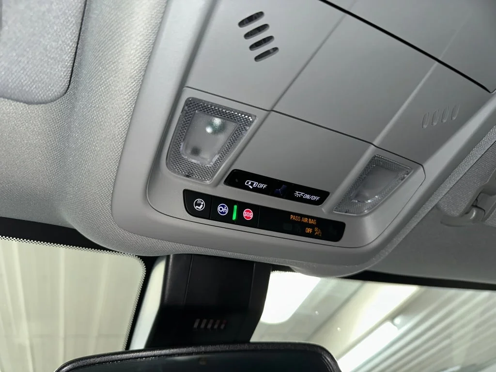 Used 2023 Summit White GMC SLE image 17