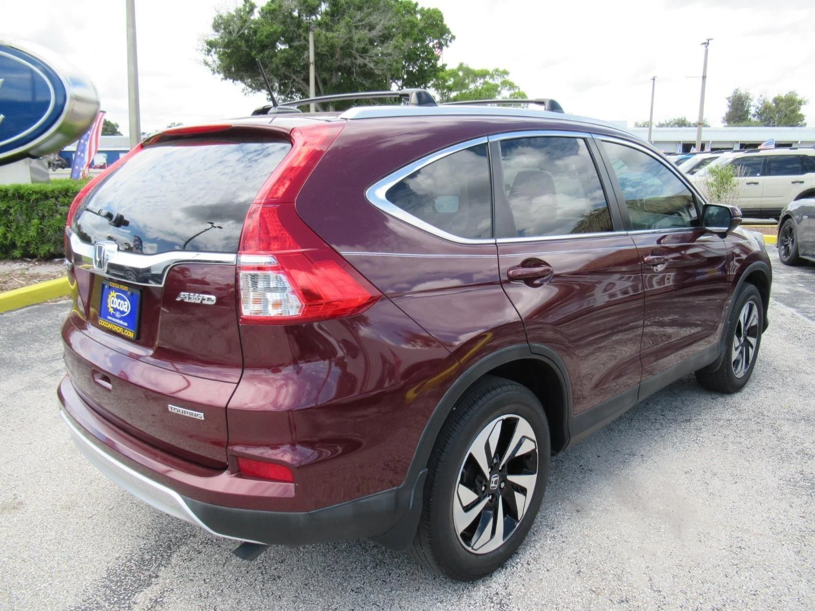 Used 2016 Burgundy Honda Touring image 7