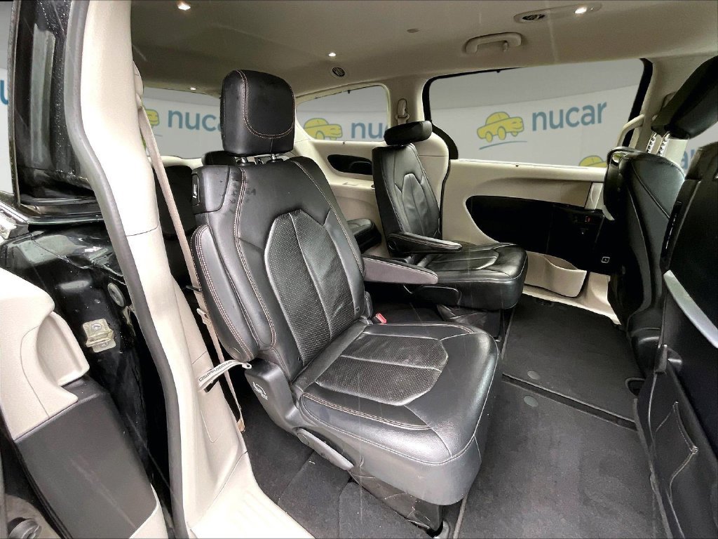 Used 2019 Black Chrysler Touring L Plus image 20