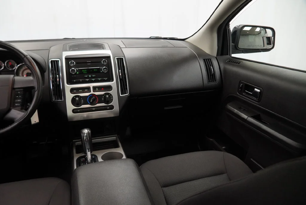 Used 2010 Black Ford SEL image 23