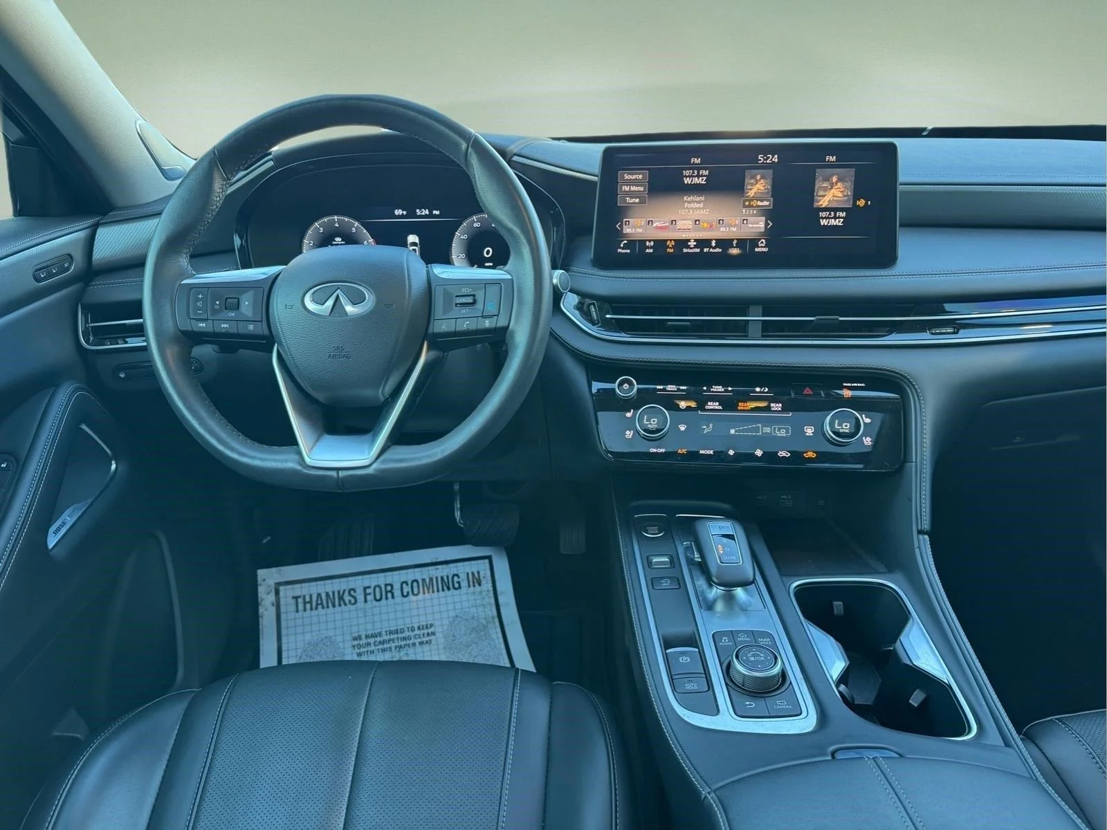Used 2025 Graphite Shadow INFINITI LUXE image 17