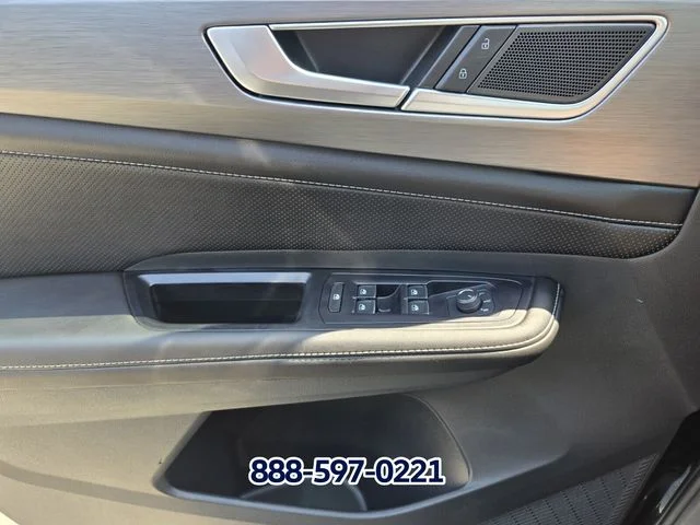 New 2026 BLACK Volkswagen 2.0T SE image 21