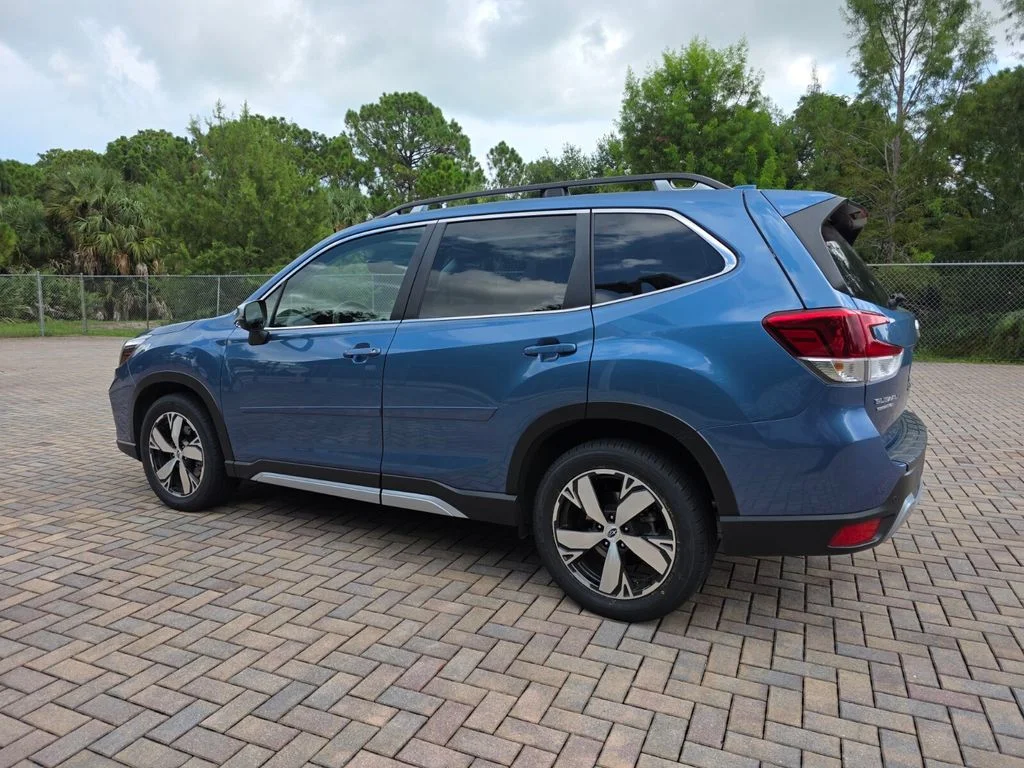 Used 2021 Blue Subaru Touring image 9