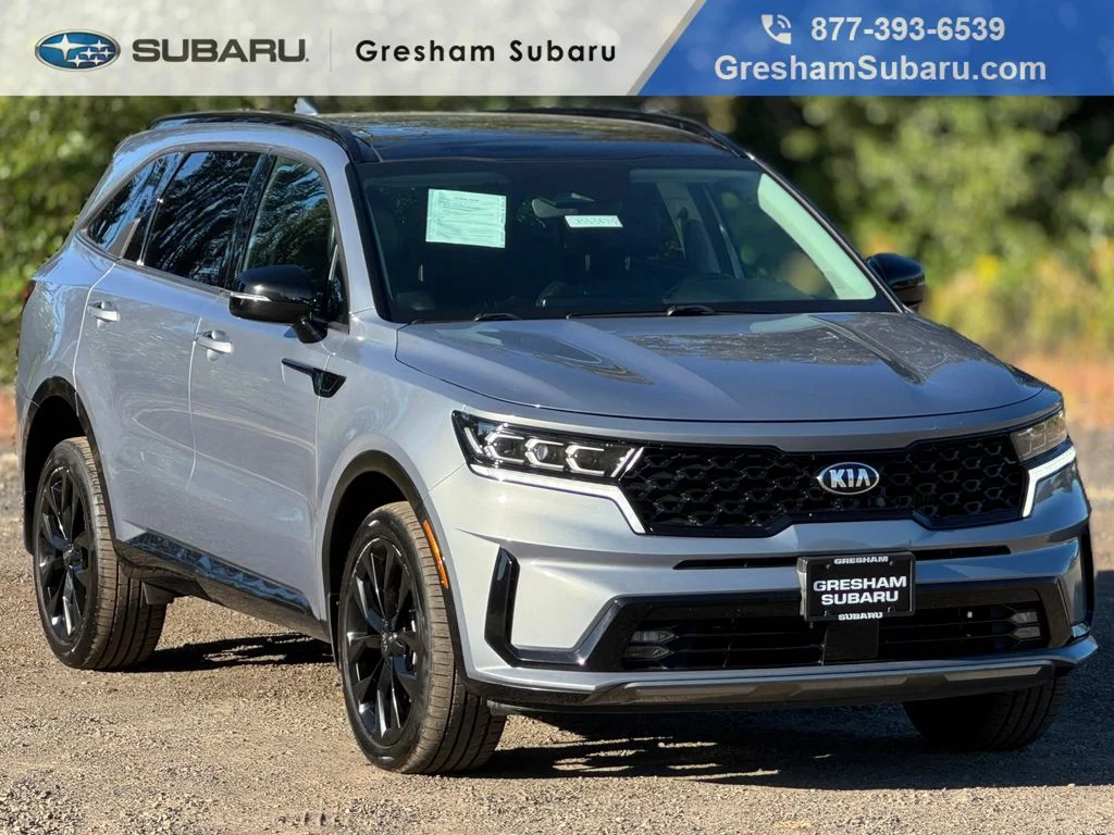 Used 2021 Everlasting Silver Kia SX image 1