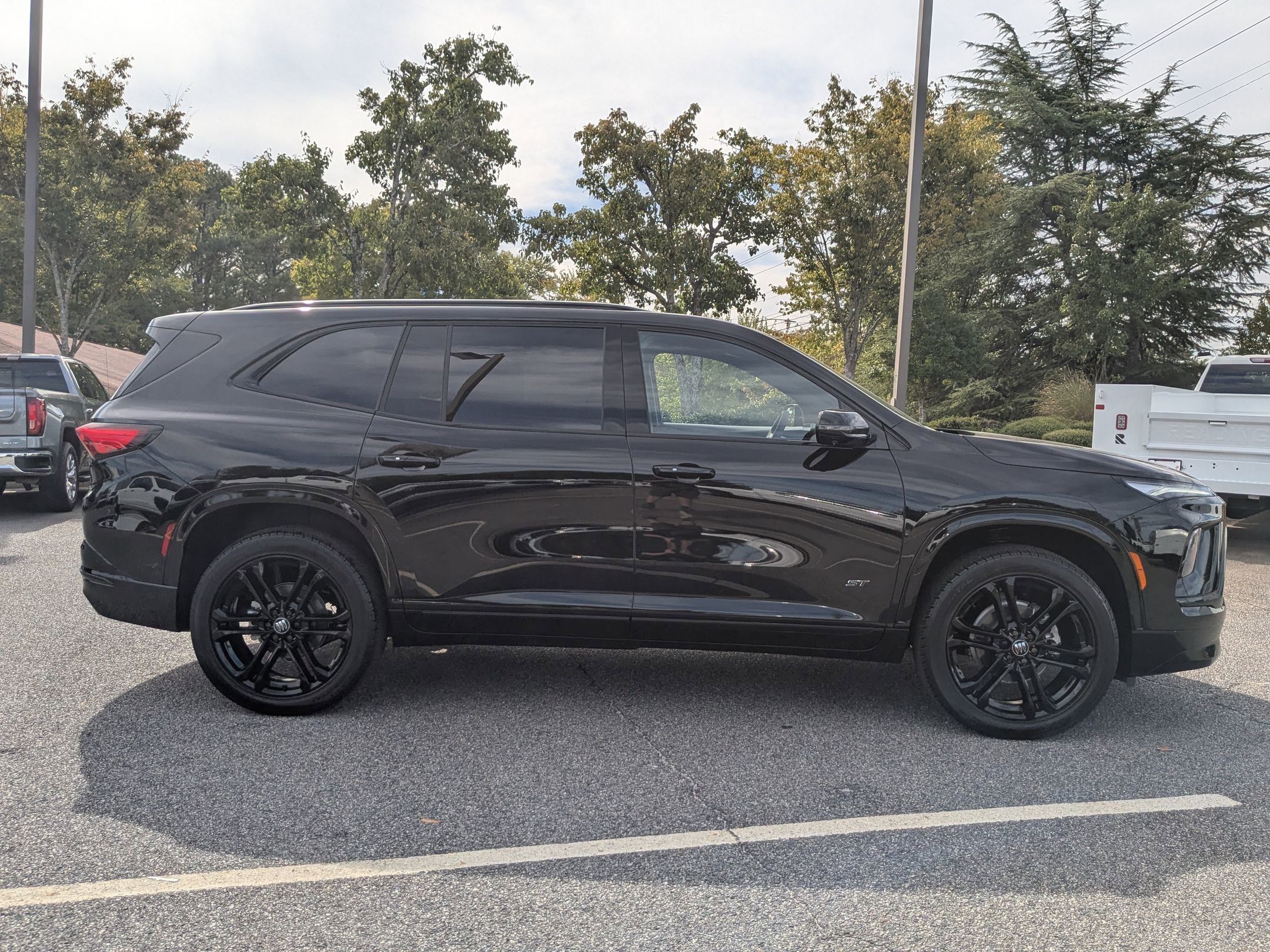 2026 Buick Enclave Sport Touring - Photo 6