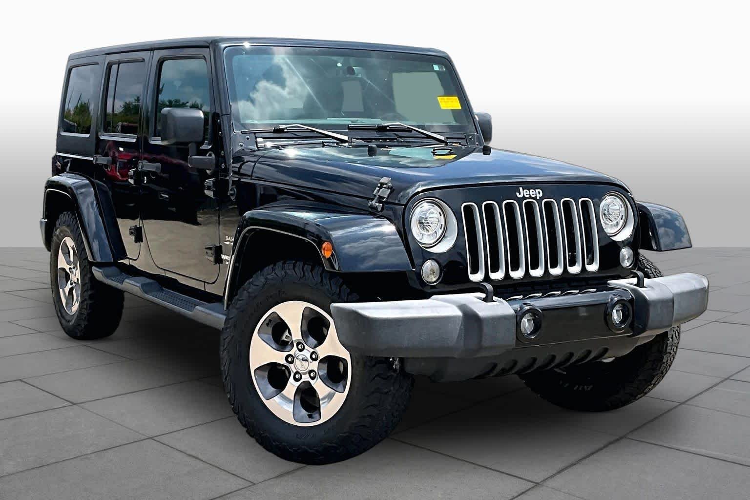Used 2017 Black Clearcoat Jeep Sahara image 3