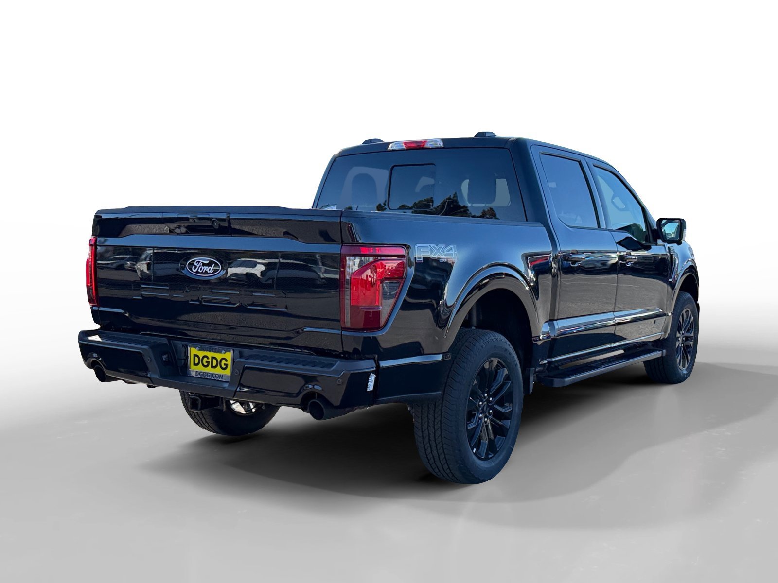 New 2026 Agate Black Metallic Ford XLT image 5