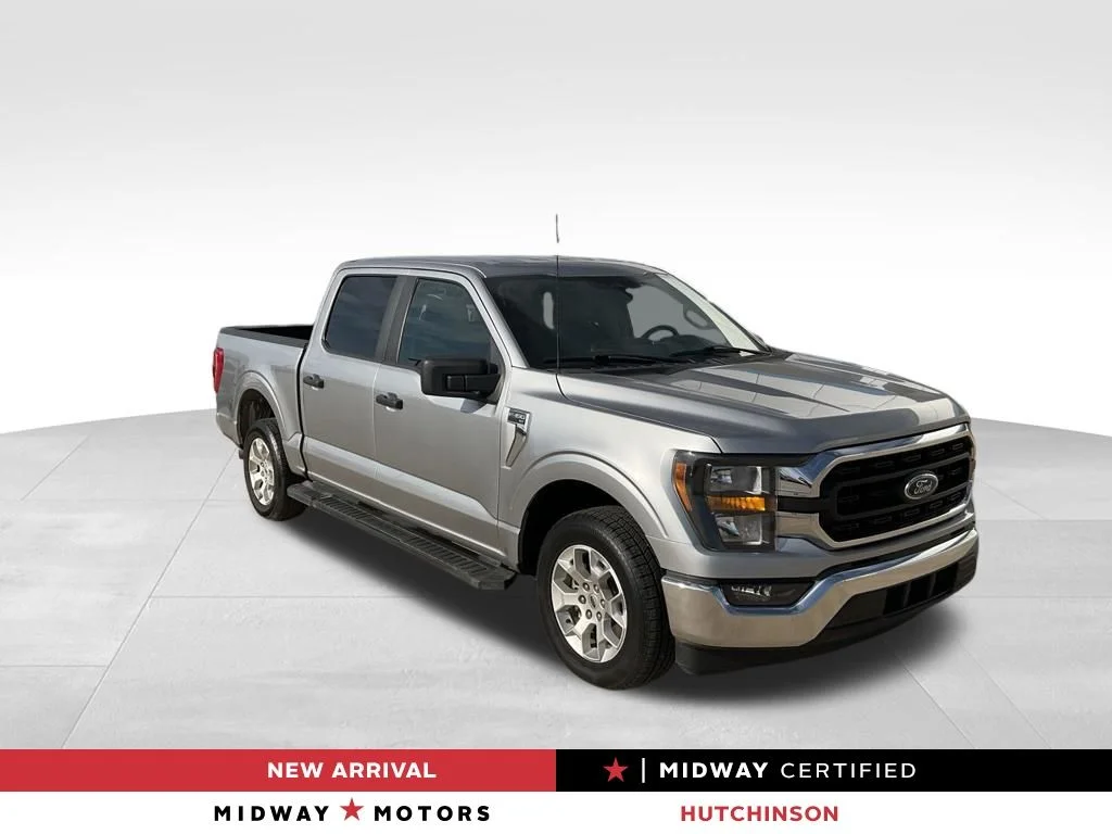 Used 2023 Silver Ford XLT image 1