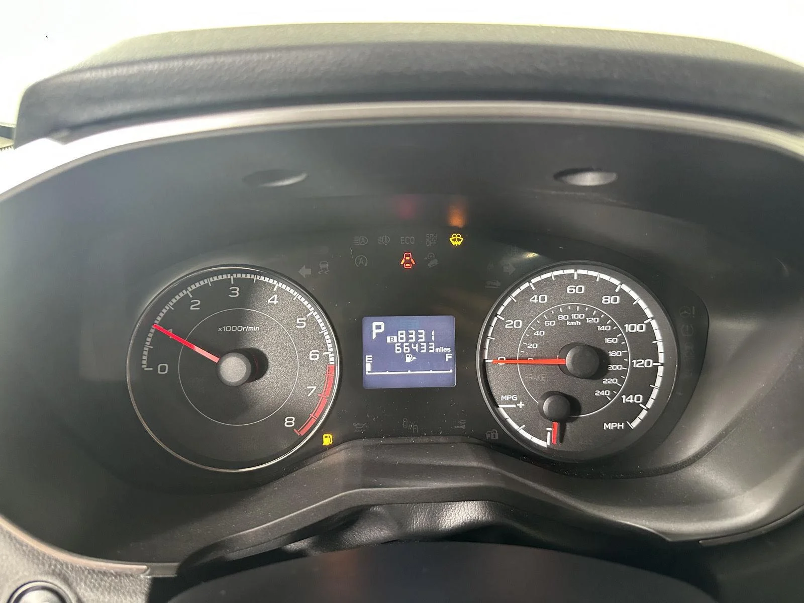 Used 2018 Ice Silver Metallic Subaru Premium image 19