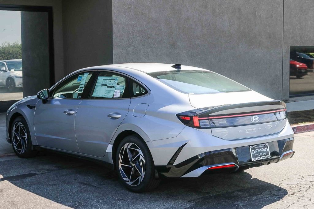 New 2026 Silver Hyundai SEL Sport image 6