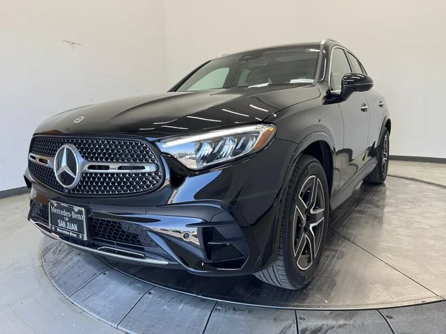 Certified Used 2026 Black Mercedes-Benz GLC 300 image 30