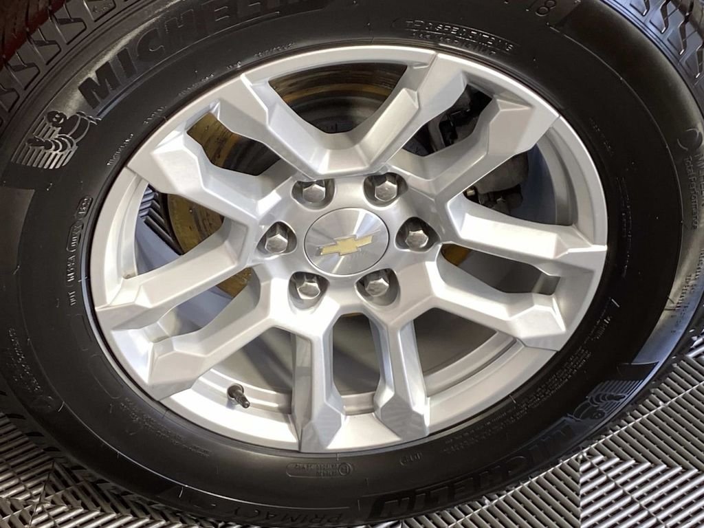 Used 2022 Red Chevrolet LT image 27