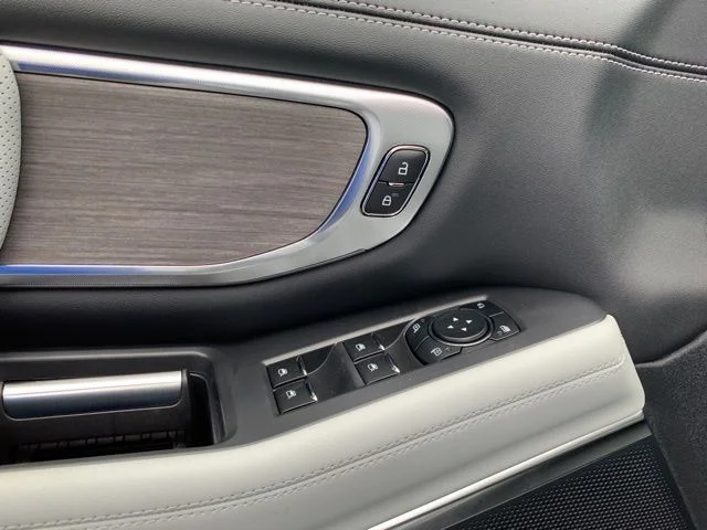 New 2026 Silver Ford MAX Platinum® image 24