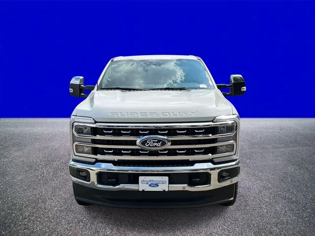 New 2027 Star White Metallic Tri-Coat Ford F-350® Lariat® image 8