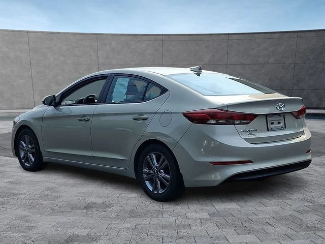Used 2017 Beige Hyundai Value Edition image 4