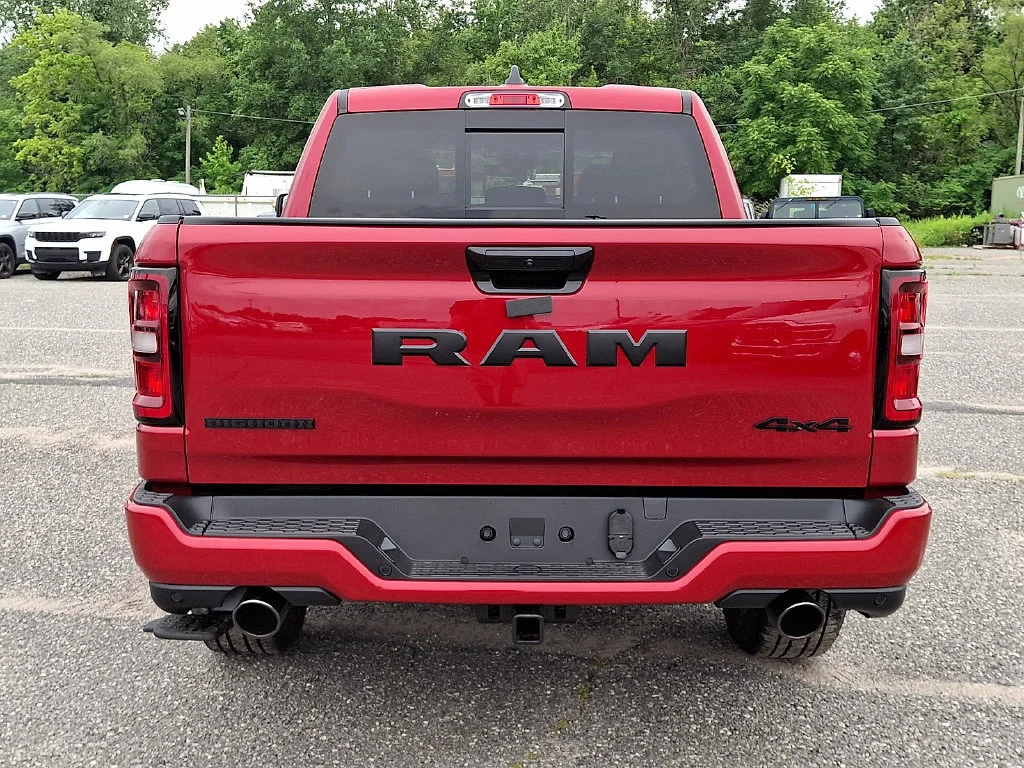 New 2026 Molten Red Pearl-Coat Exterior Paint RAM Big Horn image 7