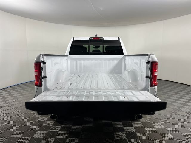 New 2026 Bright White Clear-Coat Exterior Paint RAM Big Horn/Lone Star image 6