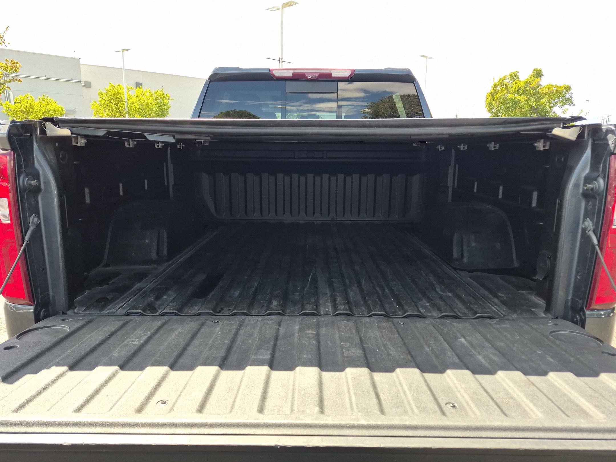 Used 2021 SHADOW GRAY METALLIC Chevrolet LTZ image 32