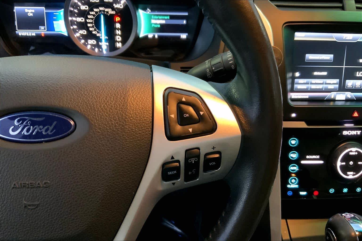 Used 2015 Bronze Fire Metallic Tinted Clearcoat Ford Limited image 22