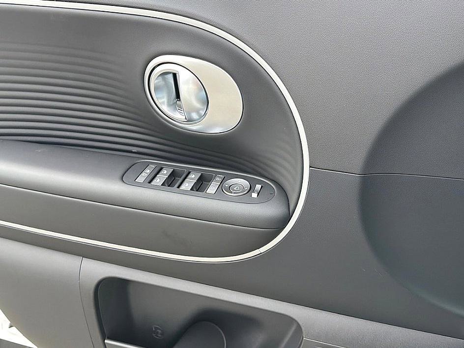 2026 Hyundai IONIQ 9 SEL - Photo 15