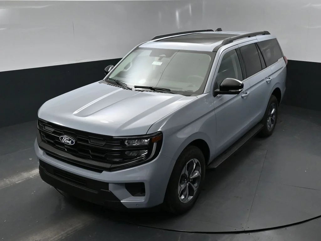 New 2027 Gray Ford Active image 34
