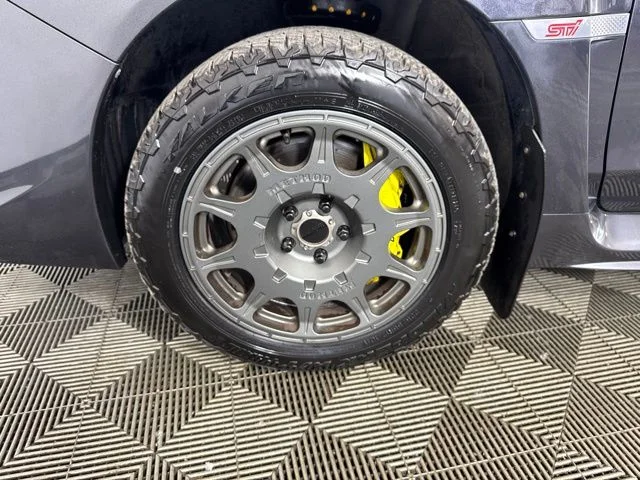 Used 2018 Dark Gray Metallic Subaru STi Limited image 9