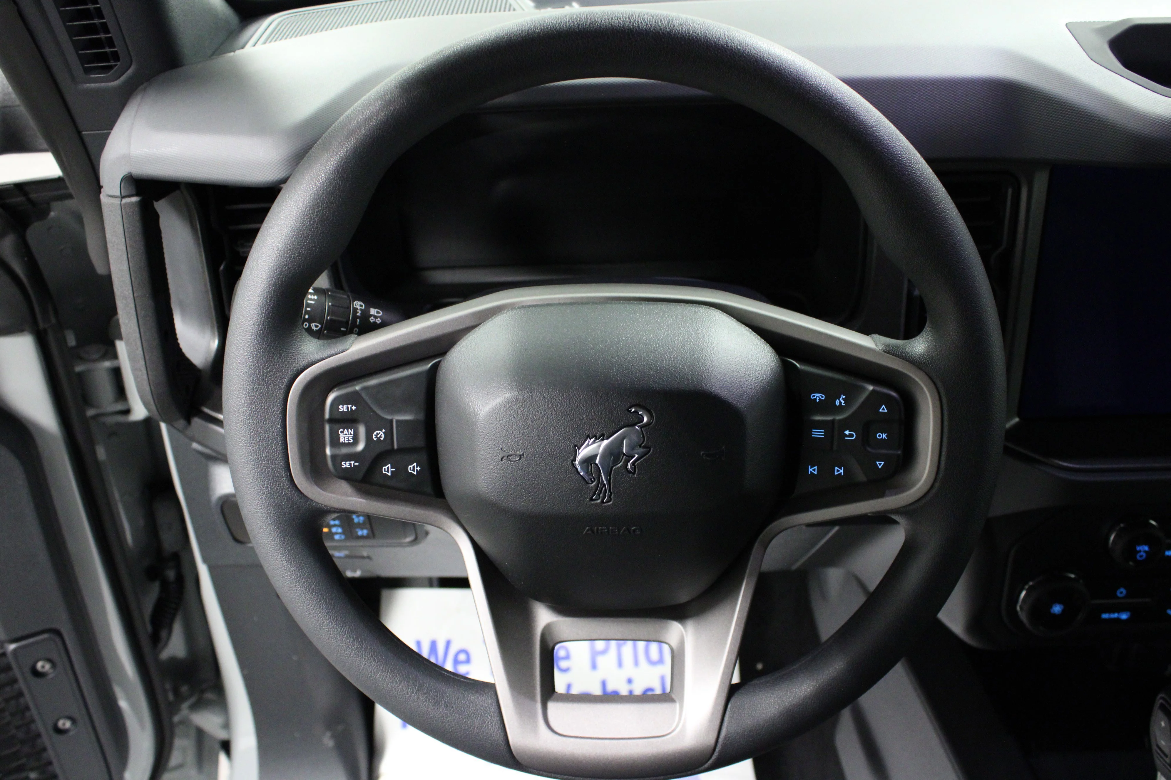 New 2026 Avalanche Ford Base image 17
