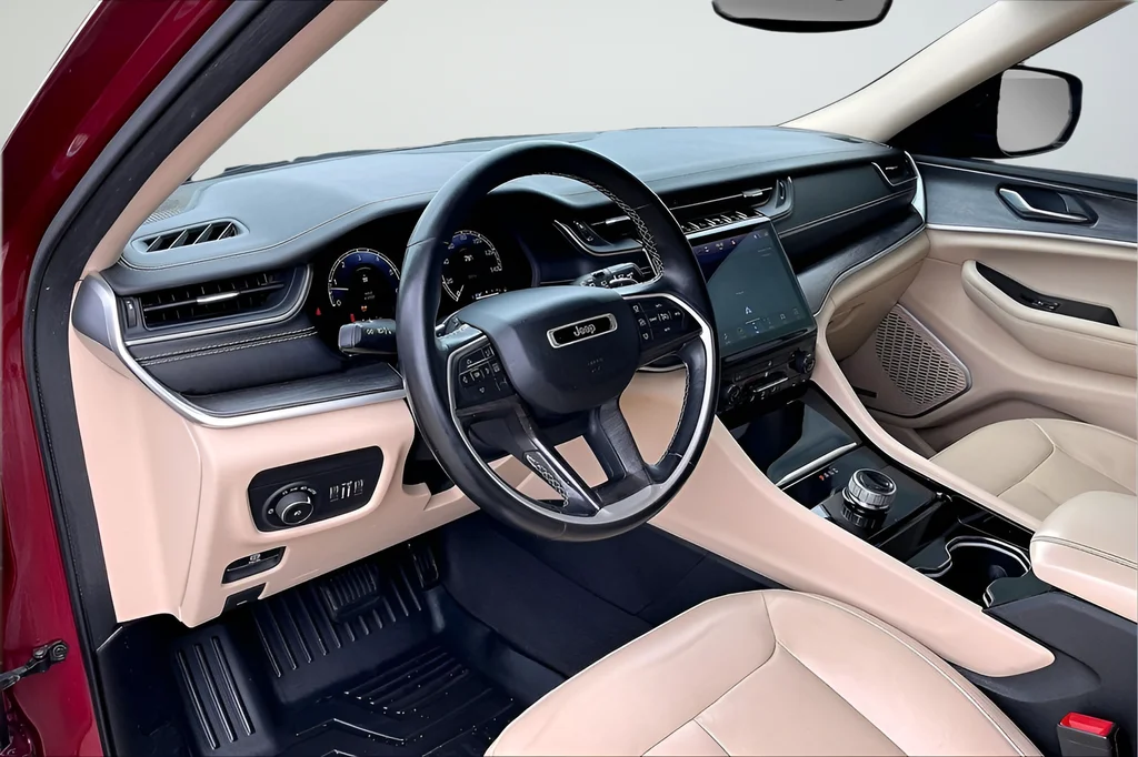 Used 2021 Red Jeep Limited image 14