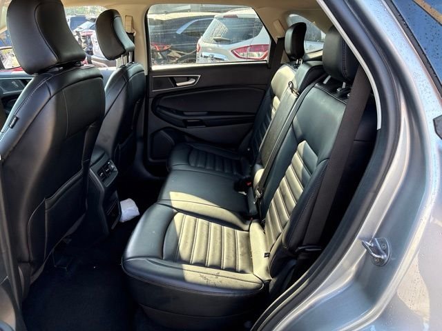 Used 2024 Silver Ford SEL image 15