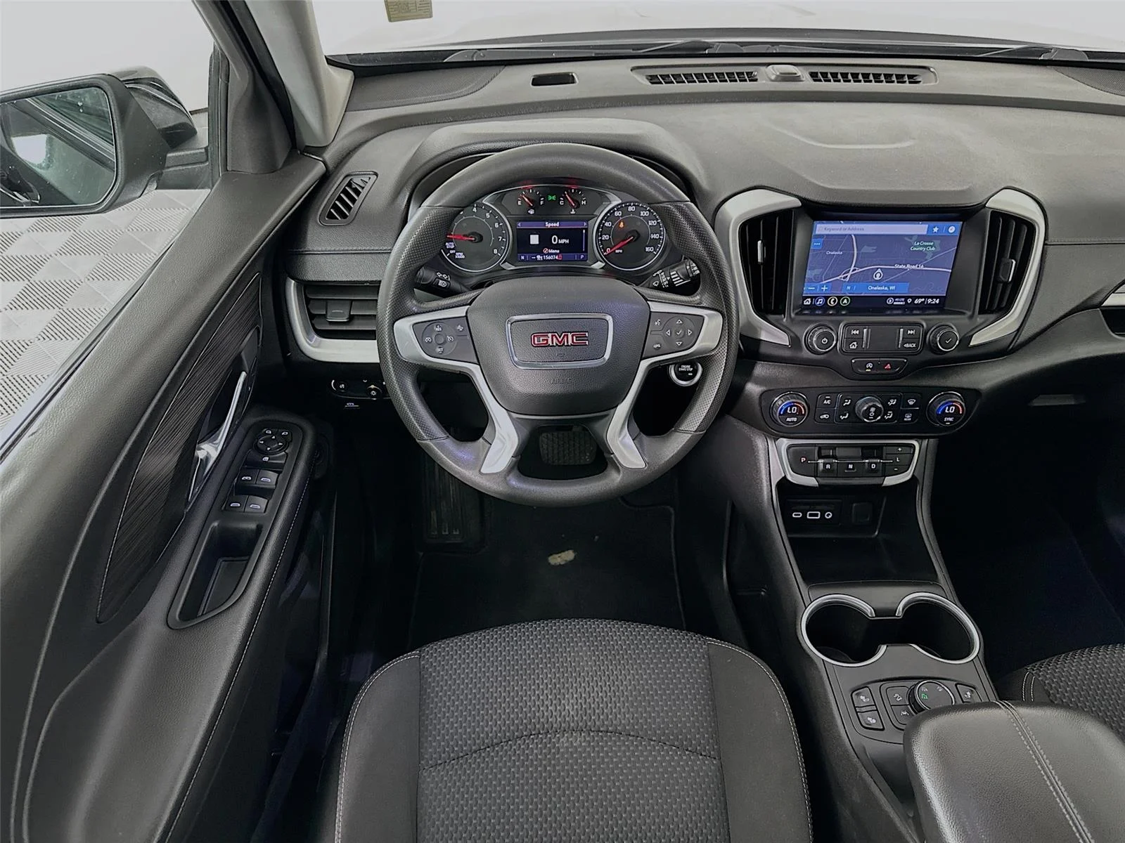 Used 2022 GMC Terrain SLE with VIN 3GKALTEV2NL112489 for sale in Winona, Minnesota