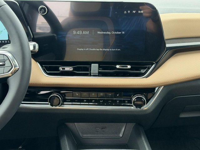 New 2027 Mosaic Black Metallic Chevrolet ACTIV image 7