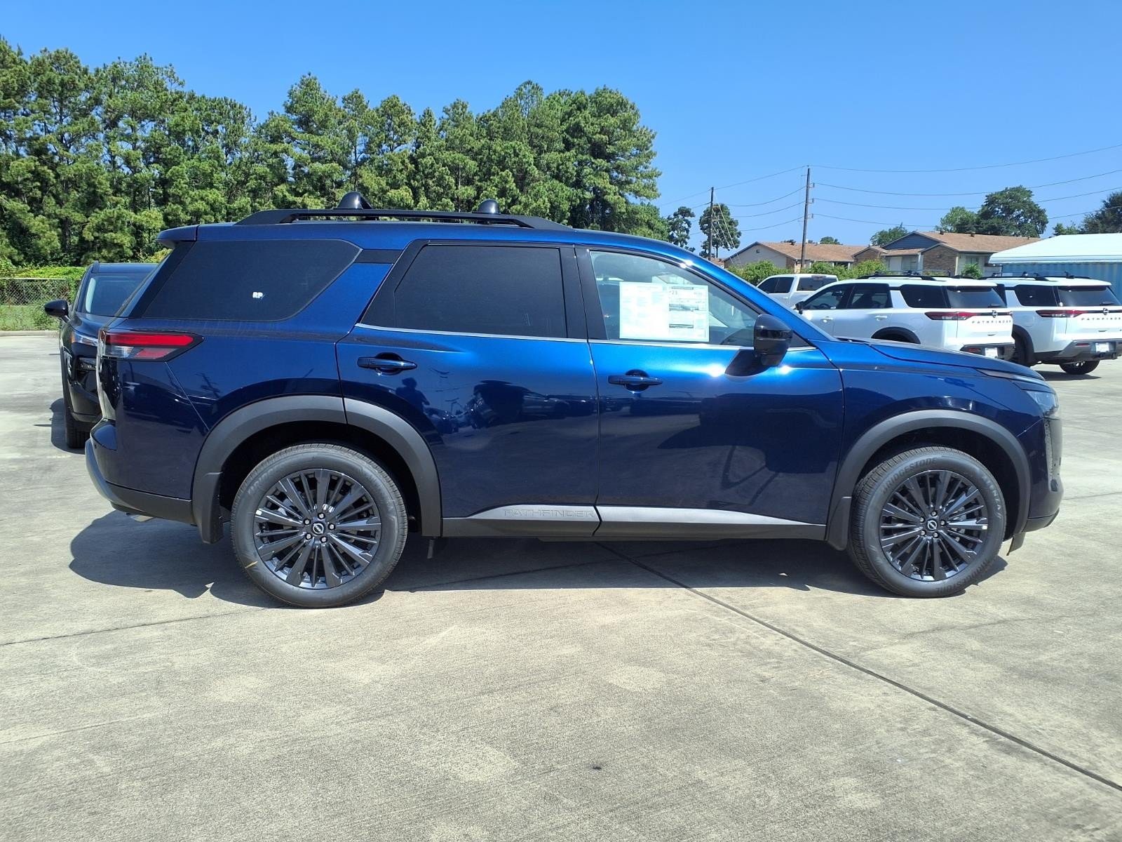 New 2026 Deep Ocean Blue Pearl Nissan SL image 4