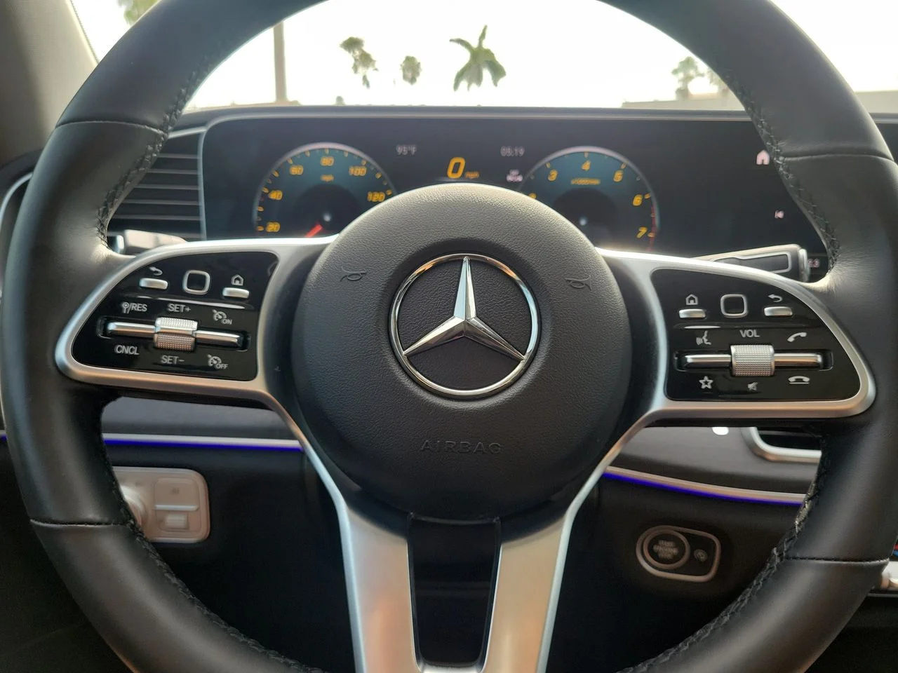 Certified Used 2023 White Mercedes-Benz GLE 450 image 28