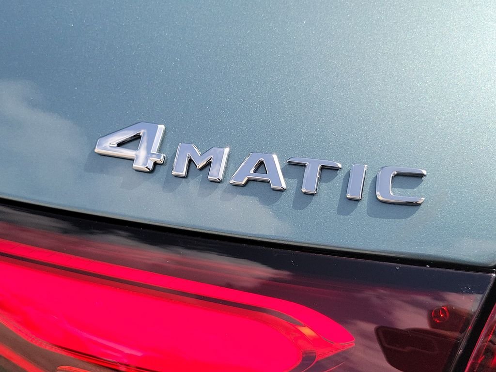 New 2026 Verde Silver Metallic Mercedes-Benz GLC 300 image 7