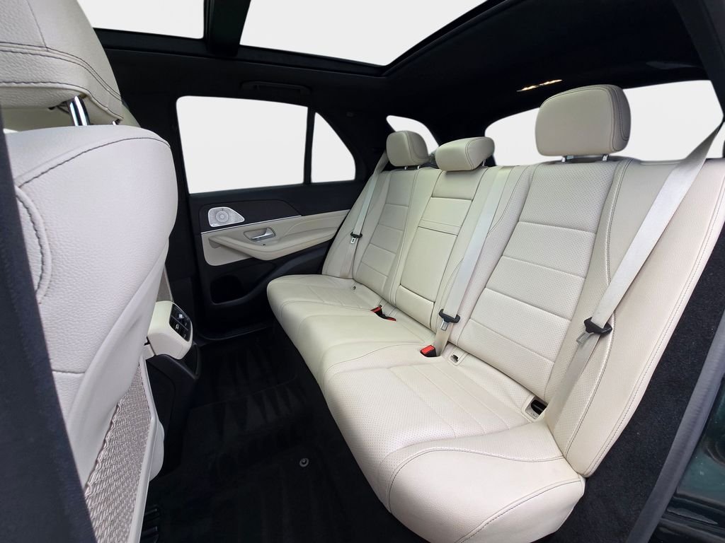 Used 2021 Green Mercedes-Benz GLE 350 image 16