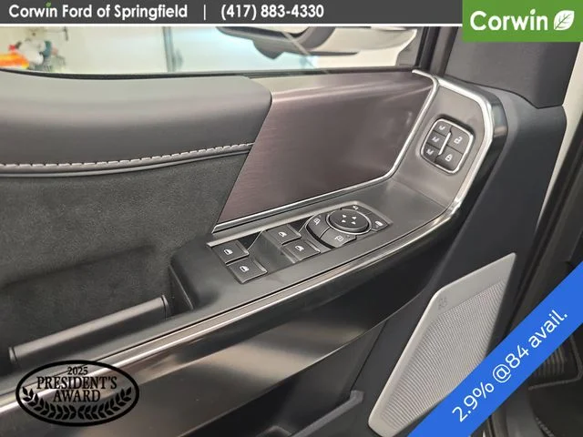 New 2026 Star White Metallic Tri-Coat Ford Platinum® image 40