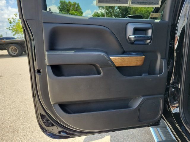 Used 2018 Black Chevrolet LTZ image 14
