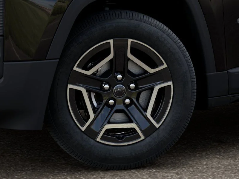 New 2026 Diamond Black Crystal Pearl-Coat Exterior Paint Jeep Limited image 8
