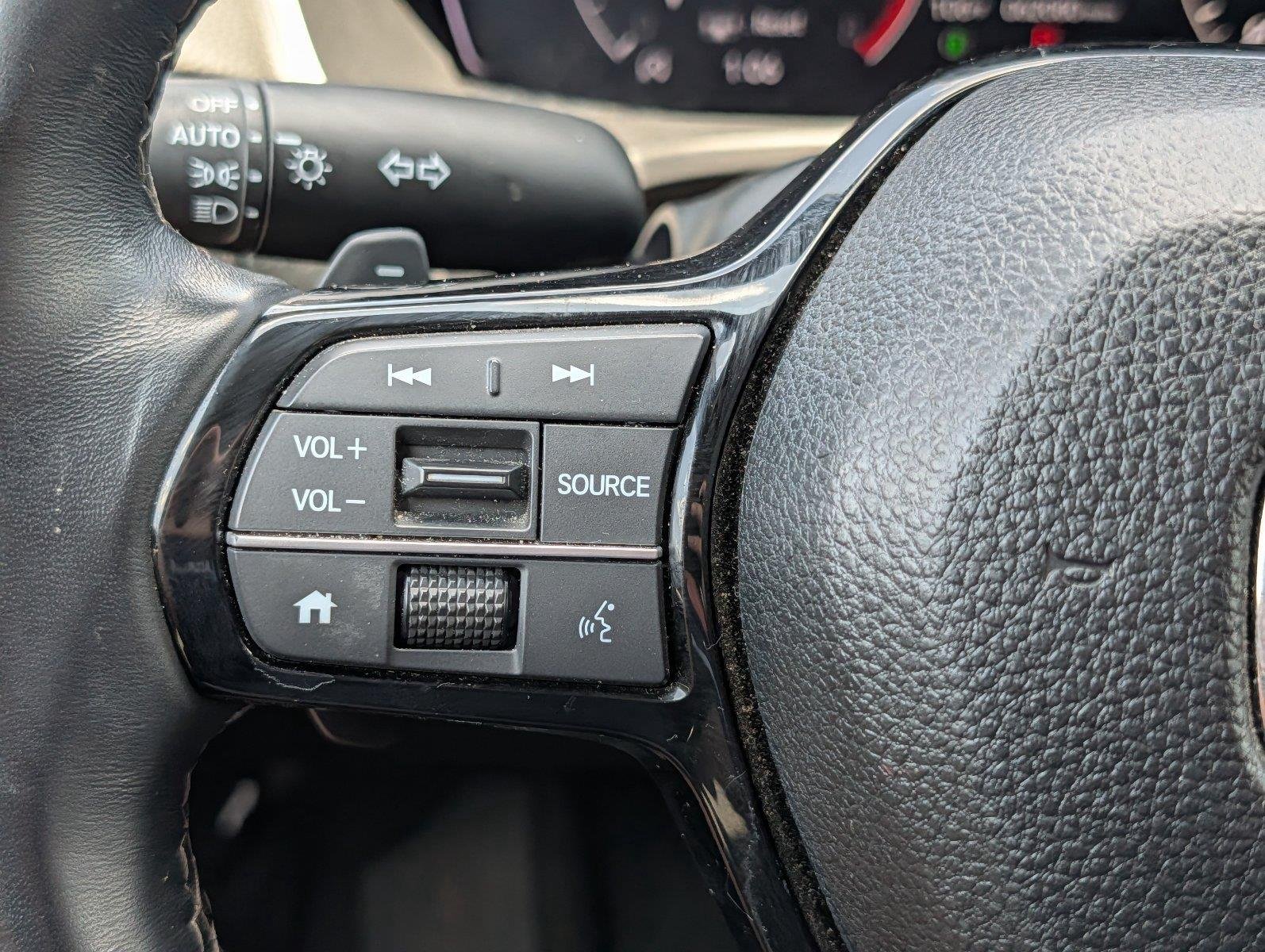 Used 2023 Platinum White Pearl Honda Sport image 23