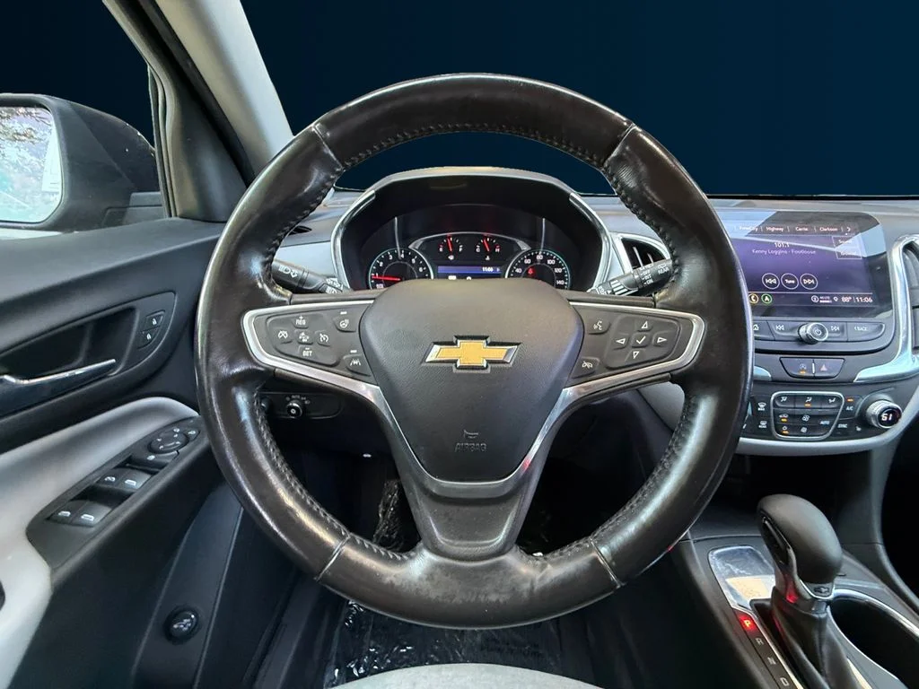 Used 2022 Gray Chevrolet LT image 13