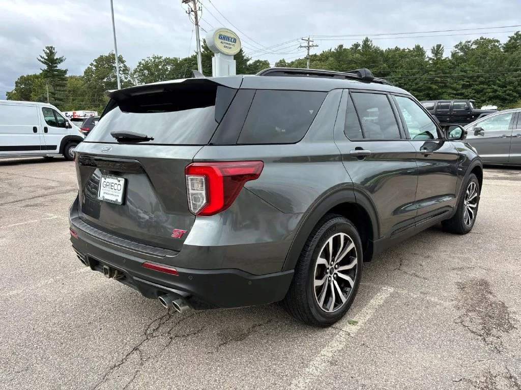 Used 2020 Magnetic Ford ST image 3