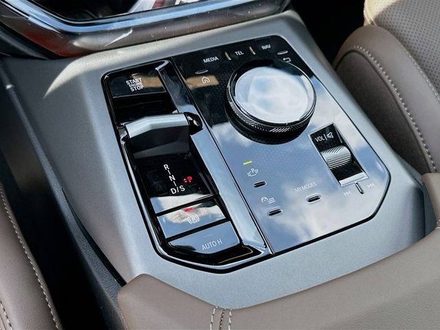 New 2026 White BMW 30 xDrive image 14